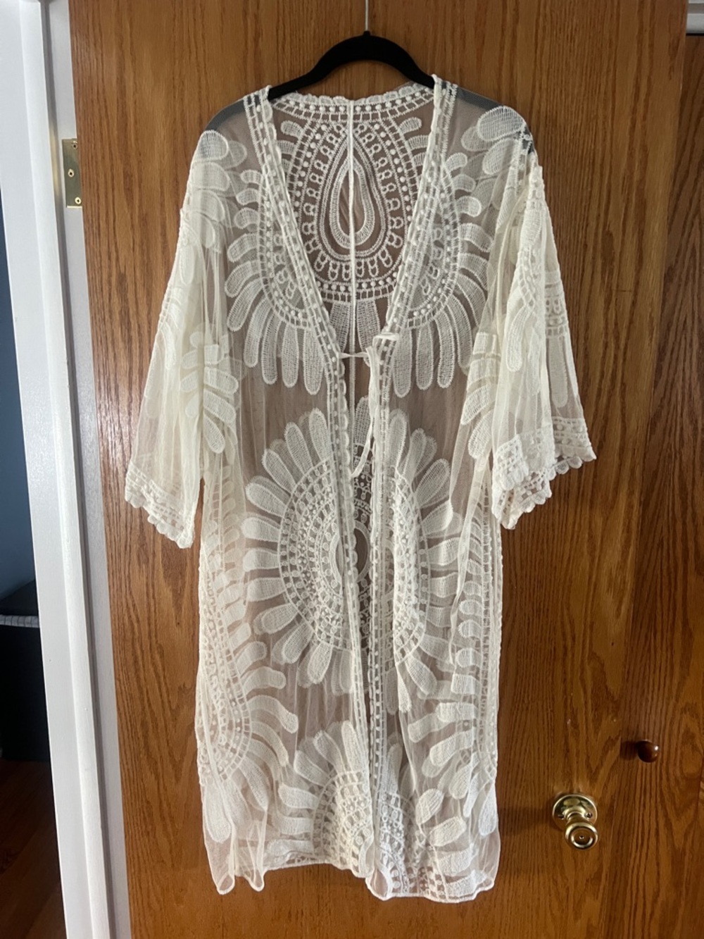 Swim Cover Up. White. Self Tie at Waist. One Size.